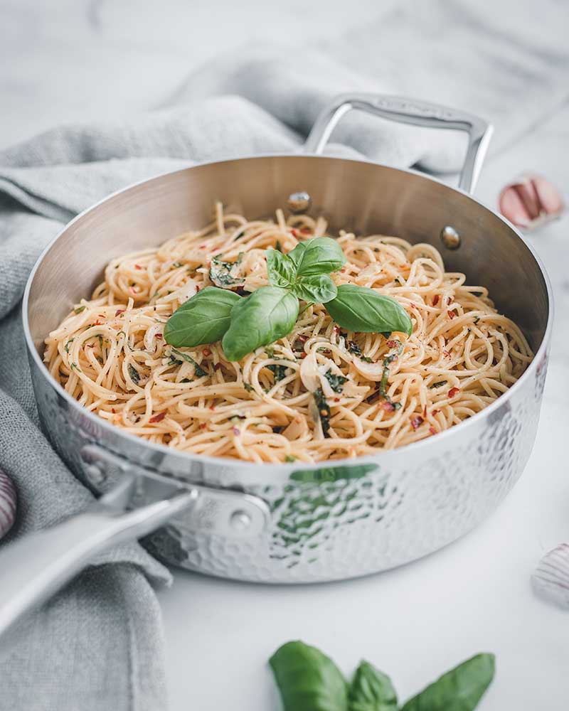 Garlic Chilli Oil Pasta